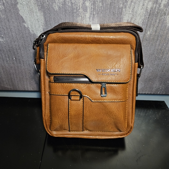 Weixier Other - Weixier Tan Leather Men's Messenger Bag